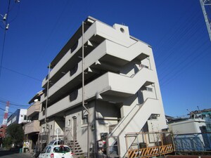 東海ハイム外観写真