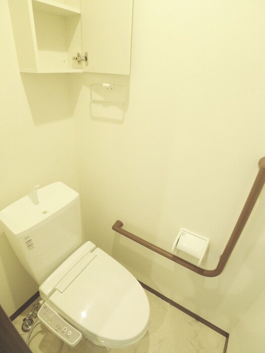 物件内観写真15　(トイレ)