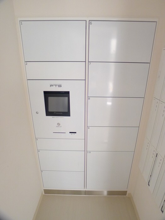 物件外観写真4　(建物設備)