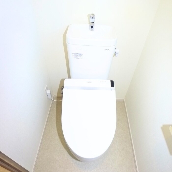 物件内観写真13　(トイレ)