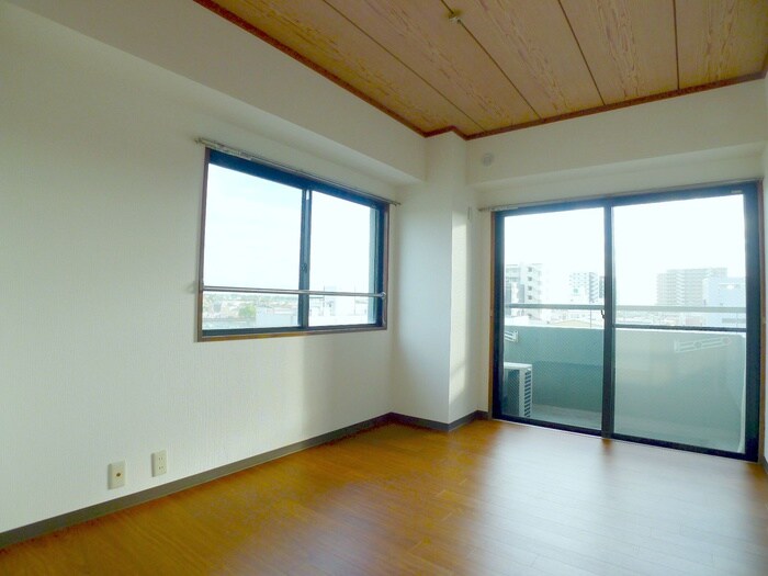 物件内観写真9　(居室)