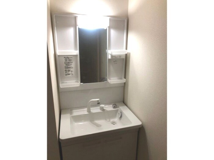 物件内観写真15　(洗面)