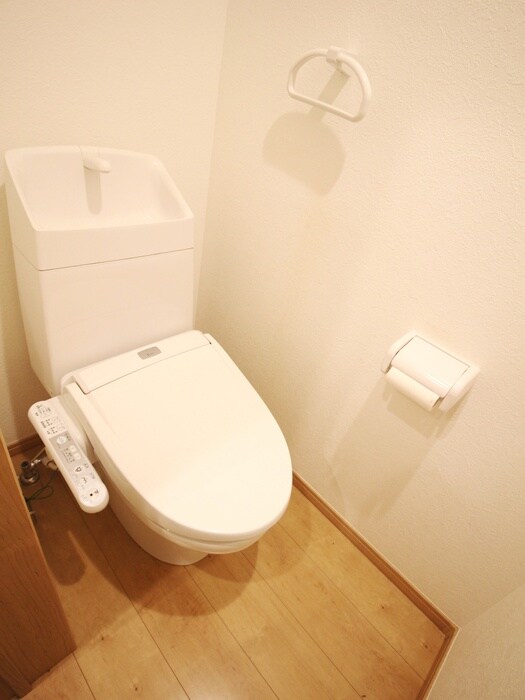 物件内観写真15　(トイレ)