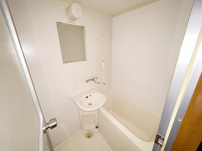 物件内観写真12　(バス／シャワールーム等)