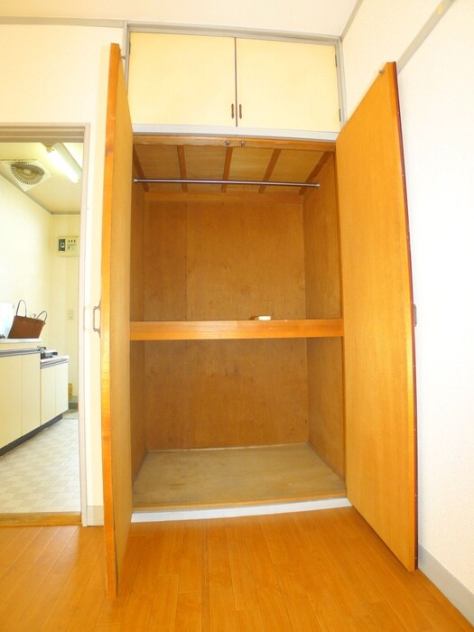 物件内観写真7　(収納)