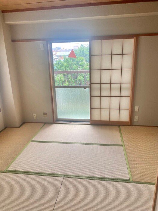 物件内観写真16　(居室)