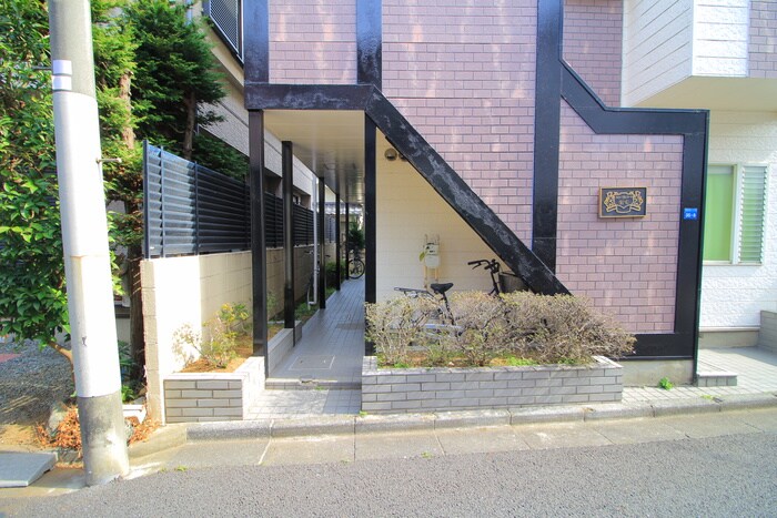 物件外観写真3　(外観写真)