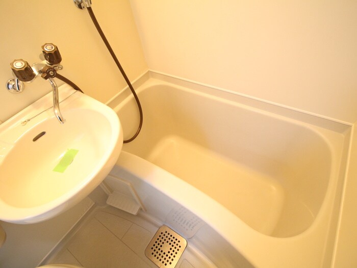 物件内観写真11　(洗面)