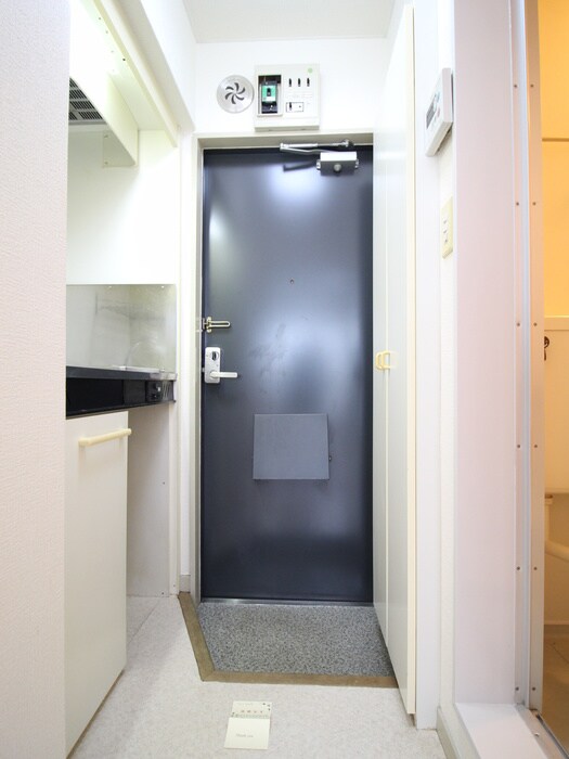 物件内観写真20　(玄関)