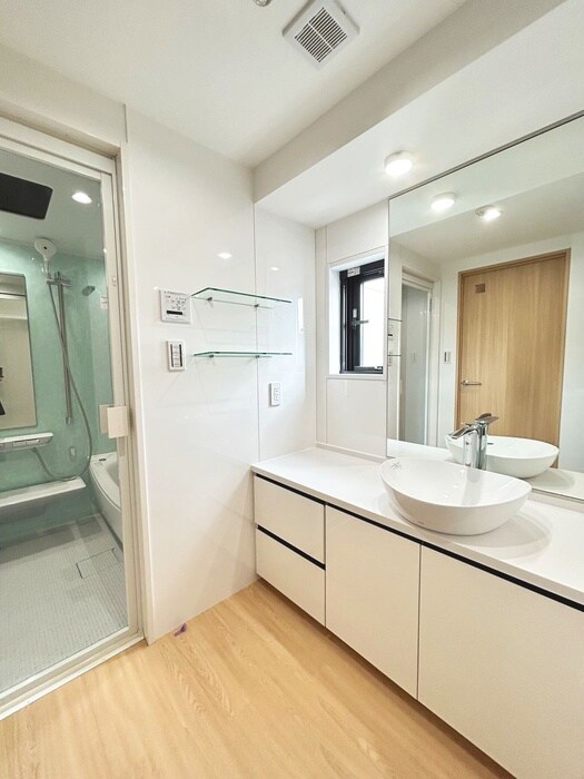 物件内観写真10　(洗面)