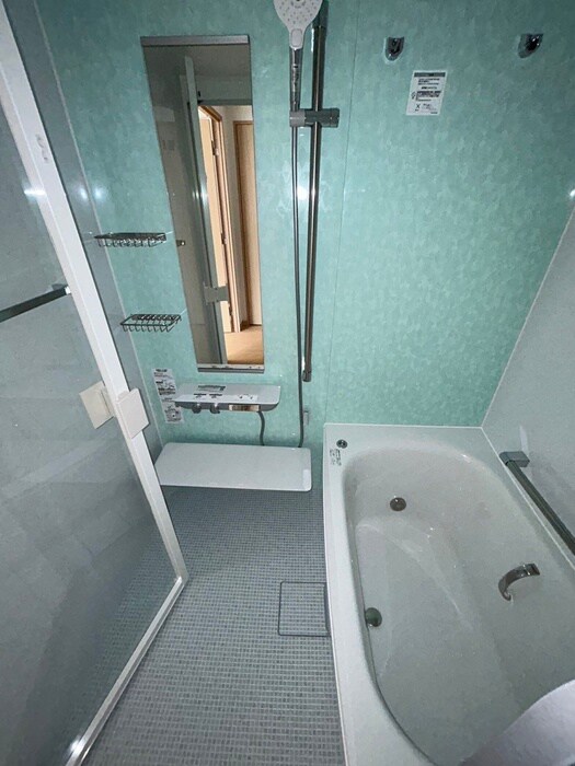 ｳﾞｨﾗﾛｲﾔﾙ ﾐｯﾄﾞｽｸｴｱ 人形町のバス