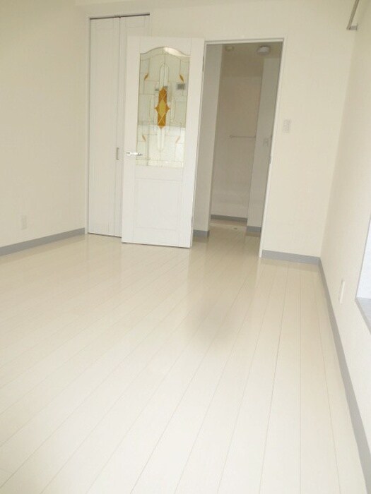 物件内観写真6　(居室)