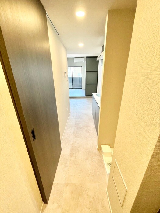 物件内観写真15　(廊下)