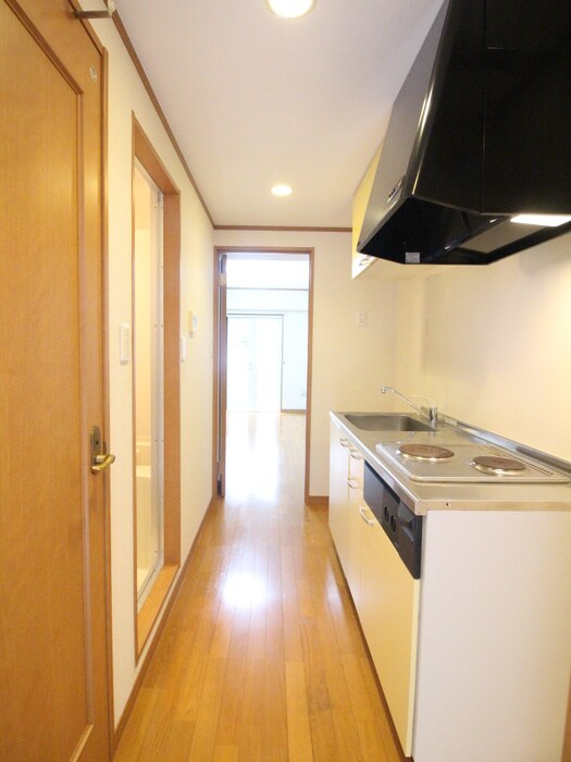 物件内観写真16　(廊下)