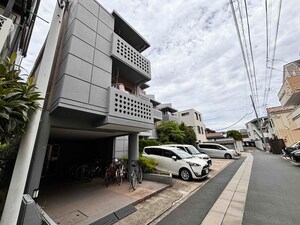 リバーサイド多摩外観写真