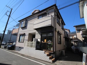 ハイツ・ラ・メ－ル外観写真