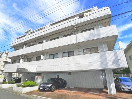 グロ－リ－ハイツ市川外観写真