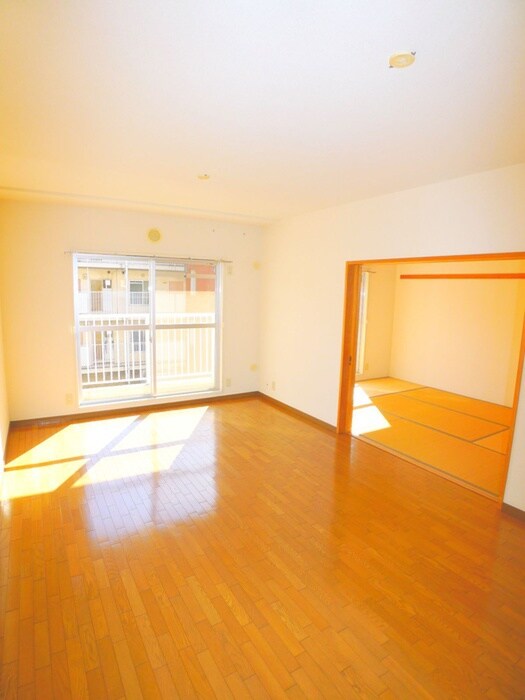 物件内観写真10　(内観写真)