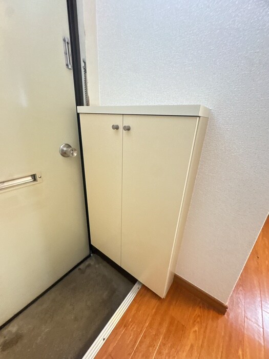 物件内観写真15　(靴箱)