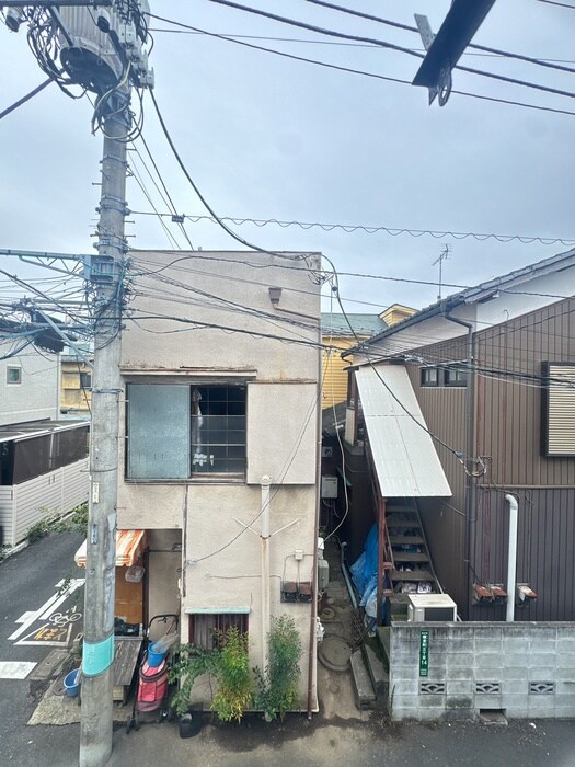 物件内観写真16　(室内からの展望)