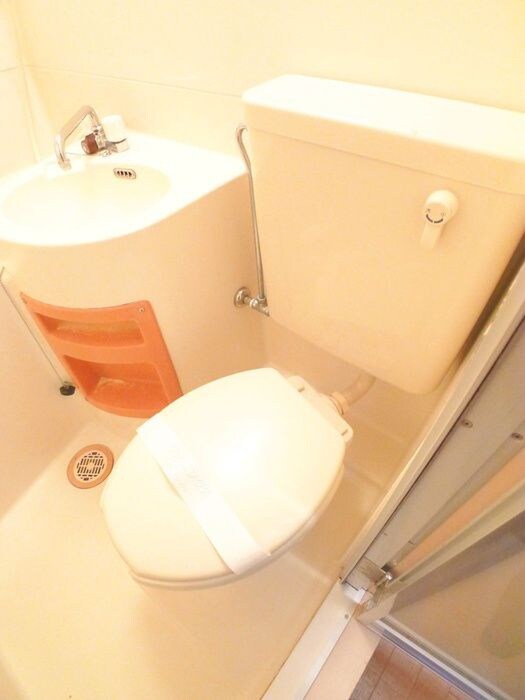 物件内観写真13　(トイレ)