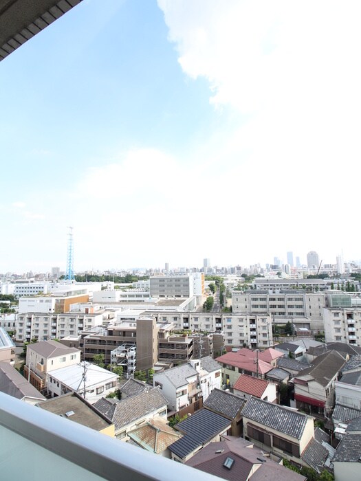 物件内観写真17　(室内からの展望)