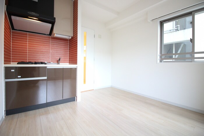 物件内観写真9　(居室)