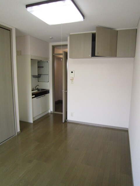 物件内観写真5　(居室)