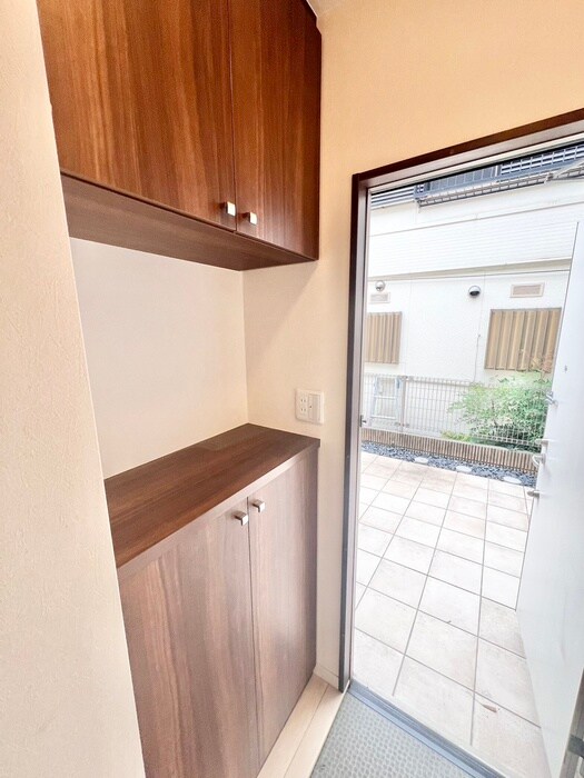 物件内観写真15　(靴箱)