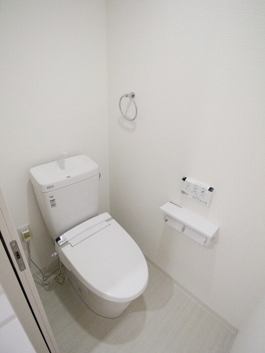 物件内観写真12　(トイレ)