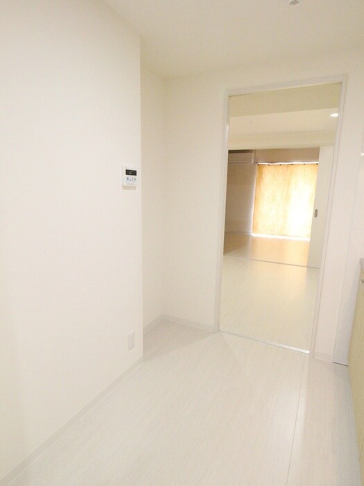 物件内観写真14　(廊下)