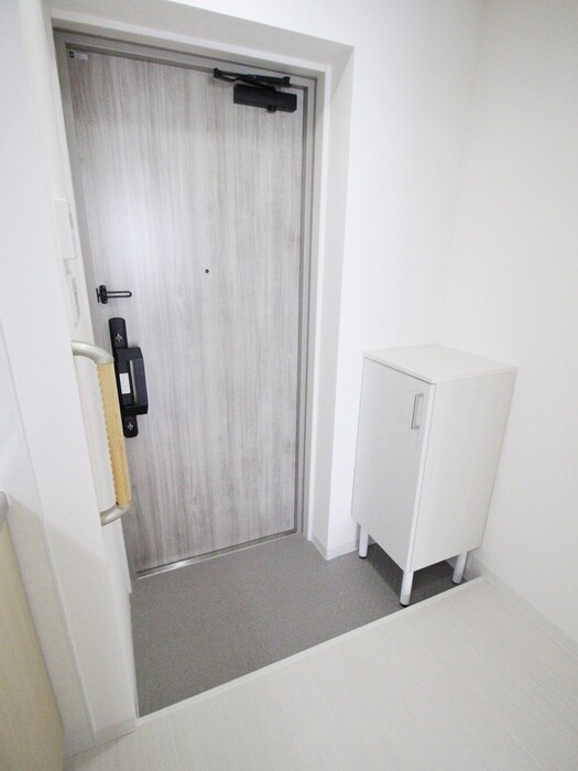 物件内観写真21　(玄関)