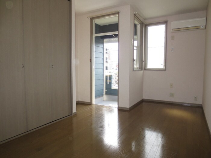 物件内観写真6　(居室)