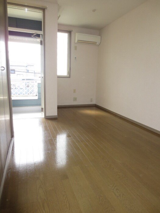 物件内観写真10　(居室)