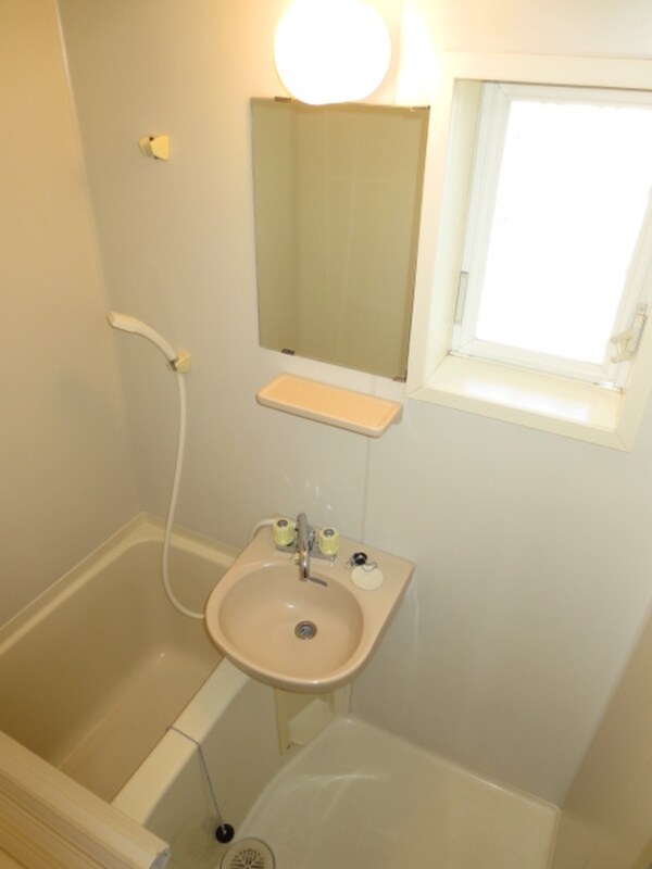 バス／シャワールーム等