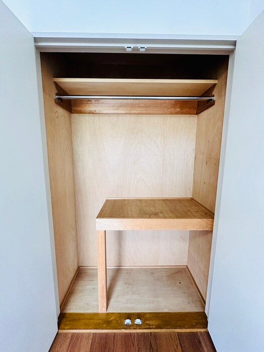 物件内観写真12　(収納)