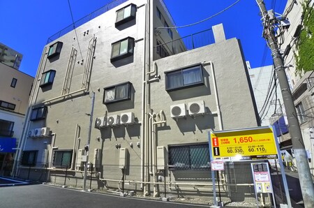 ビラサカエ外観写真