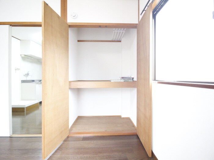 物件内観写真7　(収納)