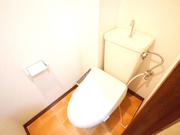 物件内観写真10　(トイレ)