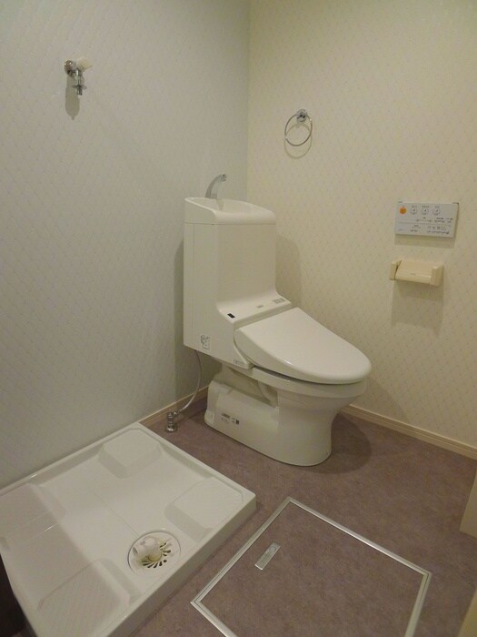 物件内観写真15　(トイレ)