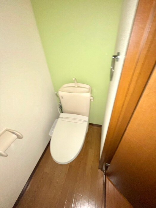 物件内観写真12　(トイレ)