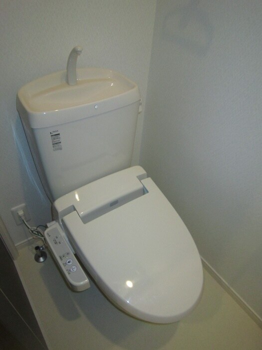 物件内観写真12　(トイレ)