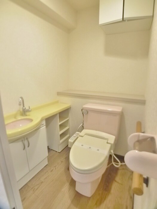 物件内観写真14　(トイレ)