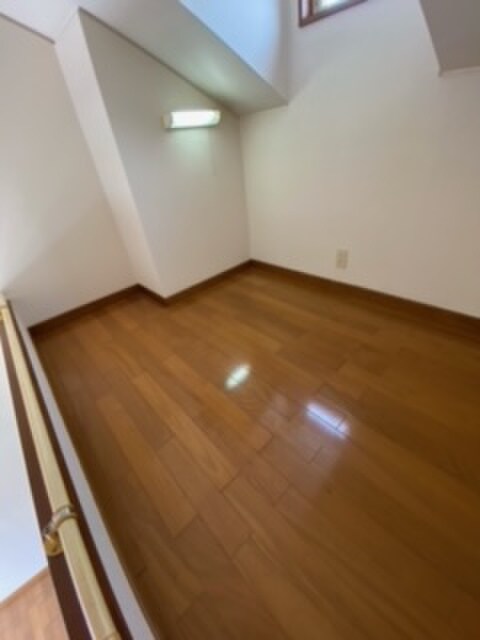 物件内観写真11　(ロフト)