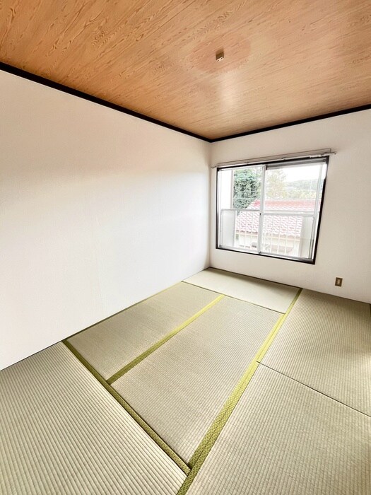 物件内観写真8　(居室)