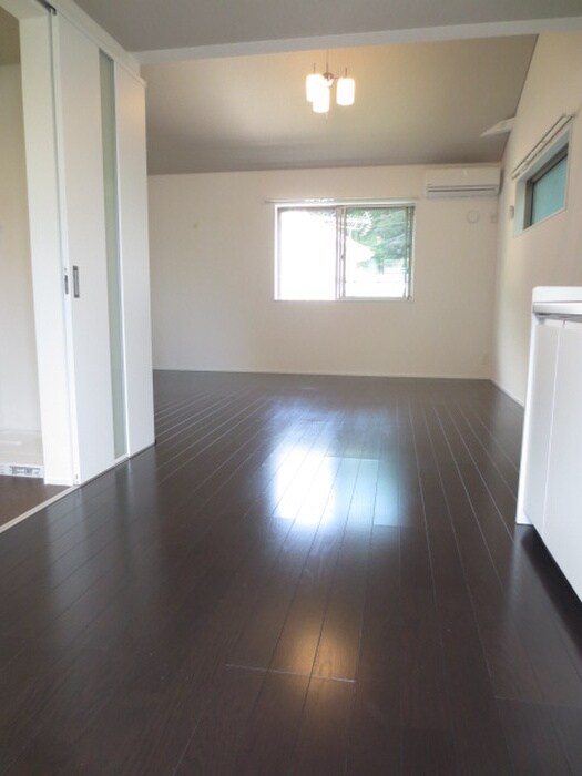 物件内観写真5　(居室)