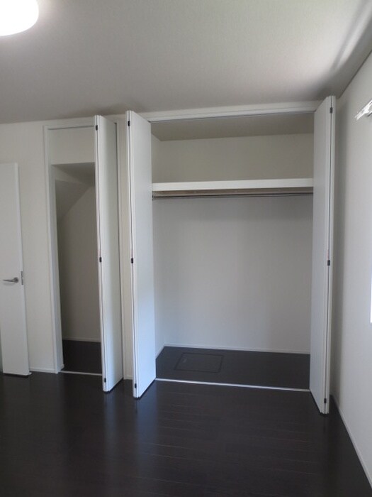 物件内観写真7　(収納)