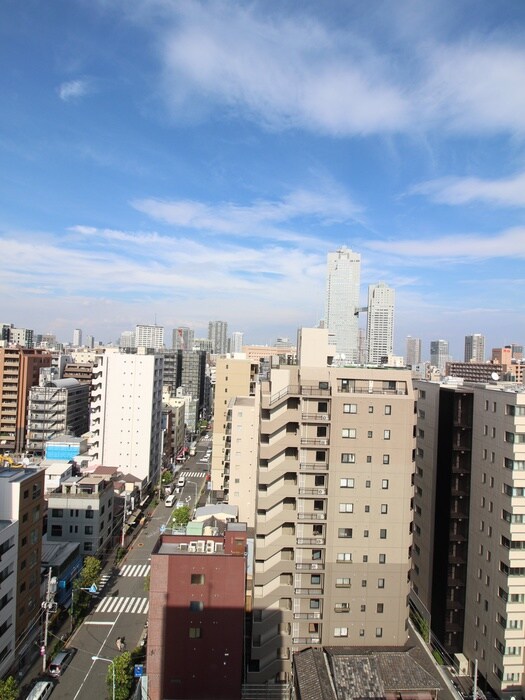 物件内観写真13　(室内からの展望)