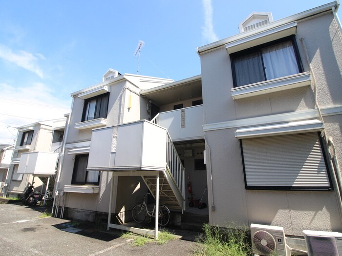 物件外観写真2　(駐車場)