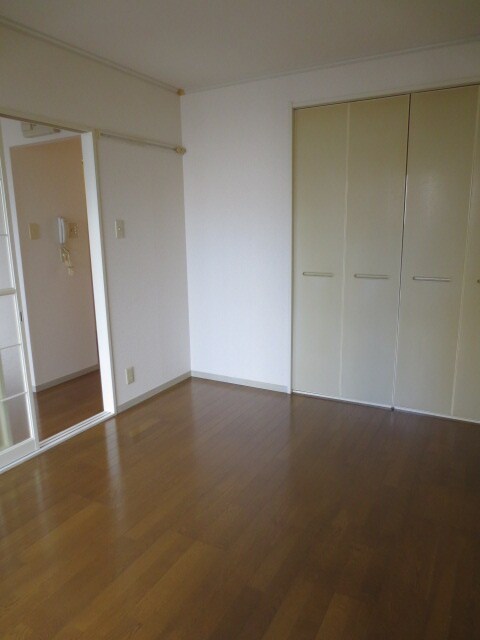 物件内観写真14　(居室)